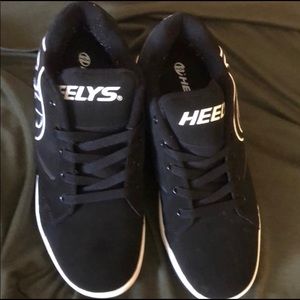 Black Heelys